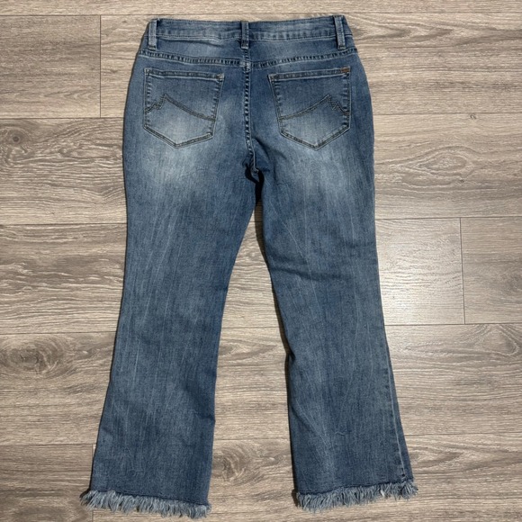 Max Jeans Low Rise Size 6 Medium Wash Frayed Hem Crop Flare Denim 28x24 Blue Y2K - Picture 2 of 10